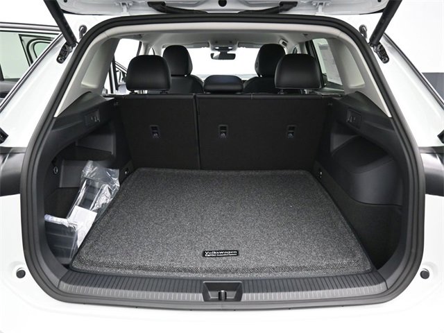 New 2026 Volkswagen Tiguan SE image 12