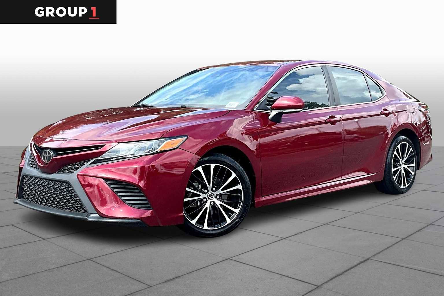 Used 2018 Toyota Camry SE w/ Convenience Package