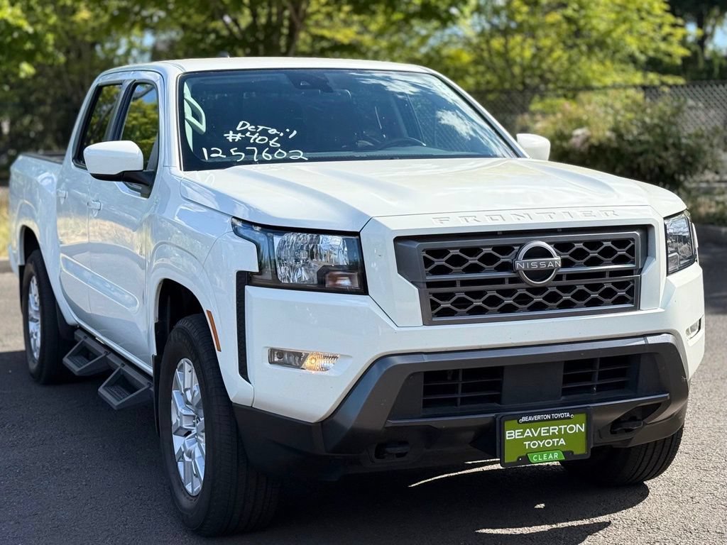 Used 2022 Nissan Frontier SV AWD/4WD image 6