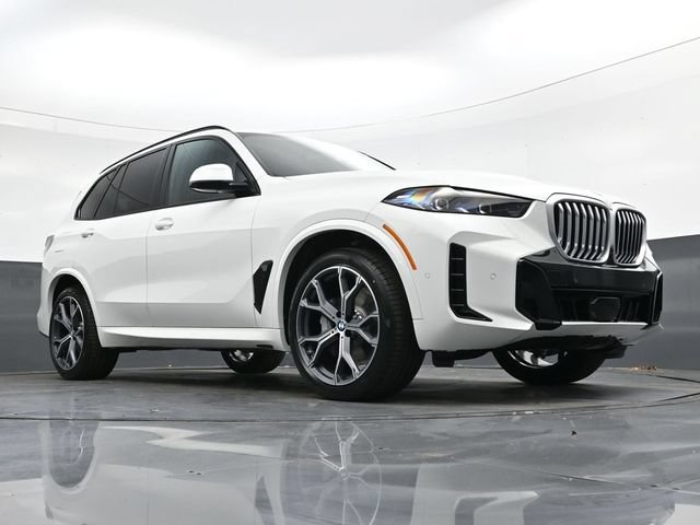 Used 2026 BMW X5 xDrive40i w/ M Sport Package AWD/4WD image 28