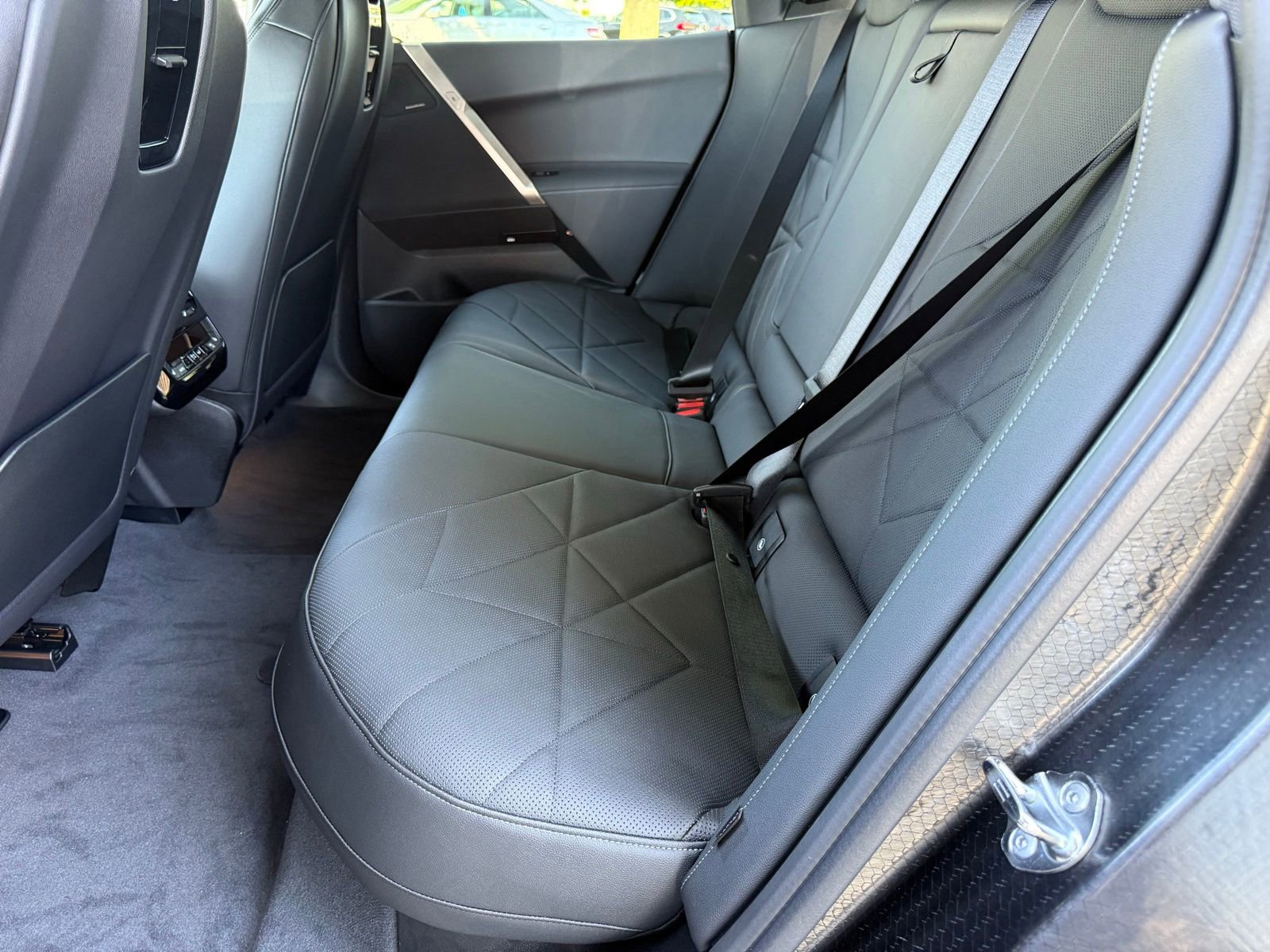 New 2026 BMW iX xDrive45 image 29