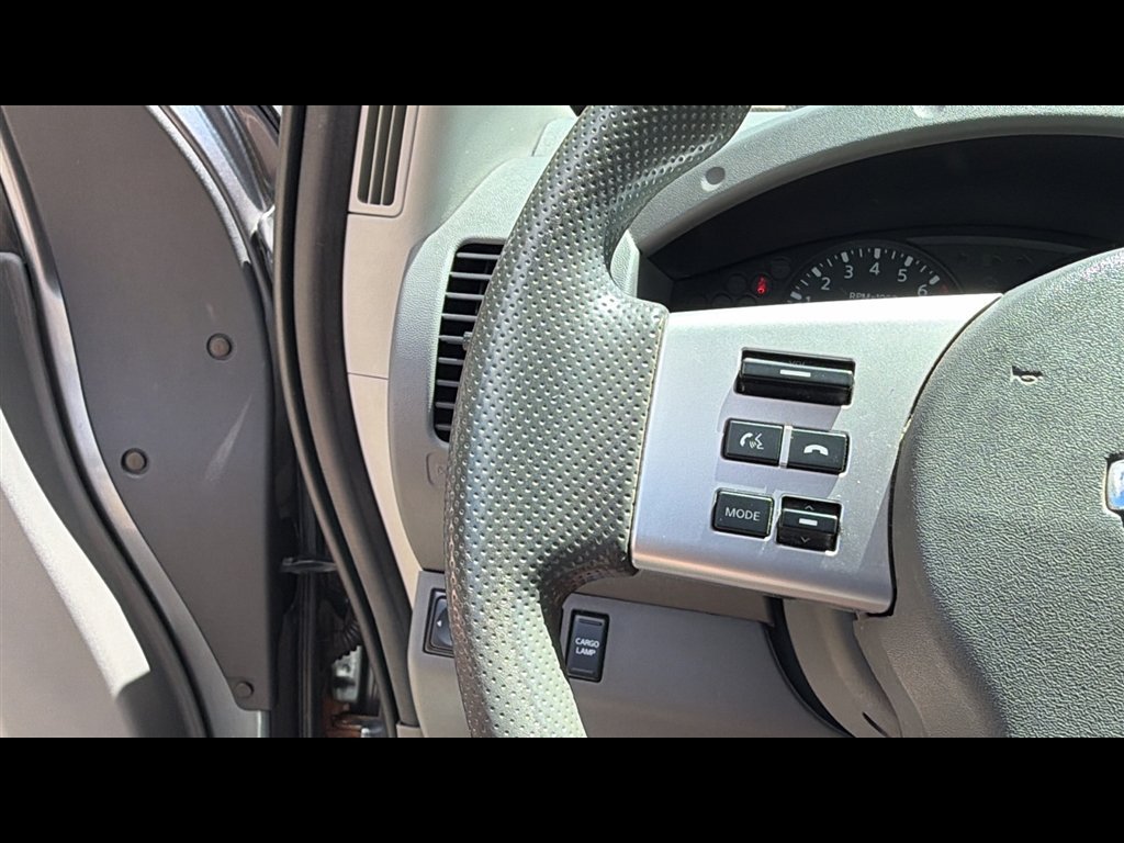 Used 2018 Nissan Frontier SV AWD/4WD image 13
