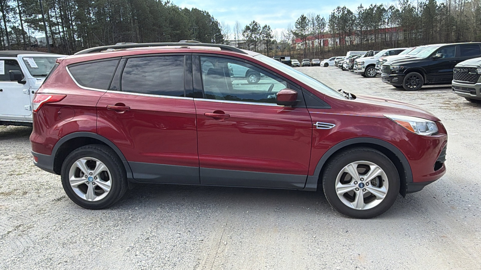 Used 2013 Ford Escape SE image 7
