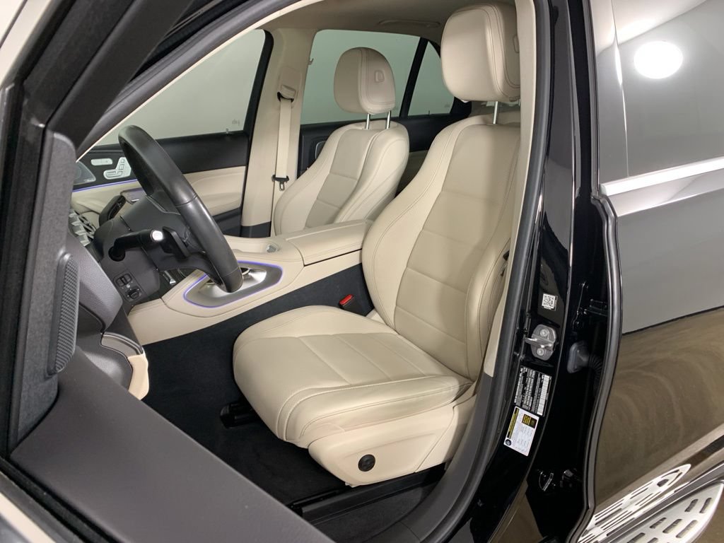 Used 2020 Mercedes-Benz GLE 350 4MATIC w/ Premium Package image 19