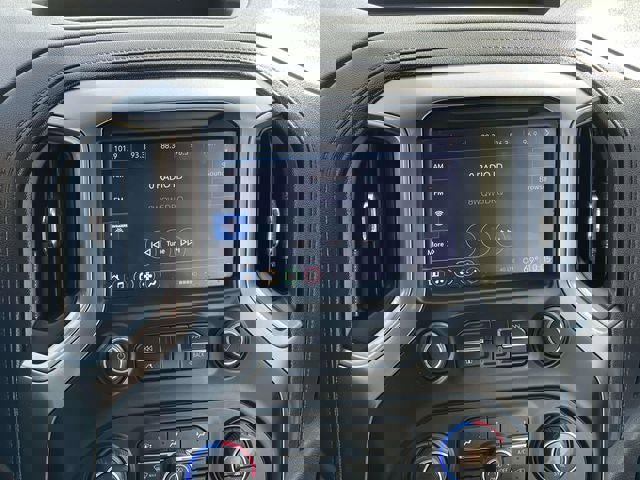 Used 2019 Chevrolet Silverado 1500 LT w/ All-Star Edition image 16