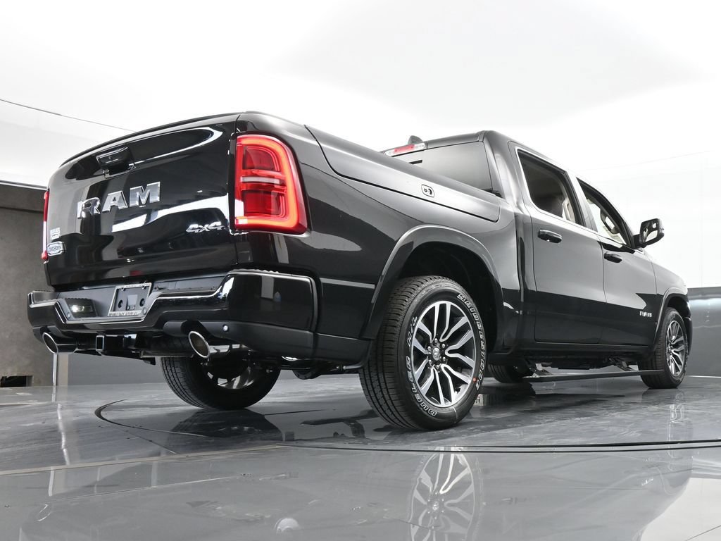 Used 2025 RAM 1500 Limited AWD/4WD image 43