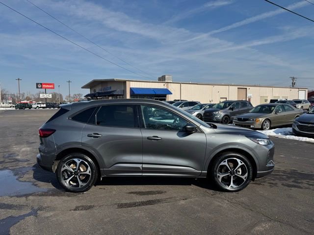 Used 2023 Ford Escape ST-Line Select w/ Tech Pack #1 image 5