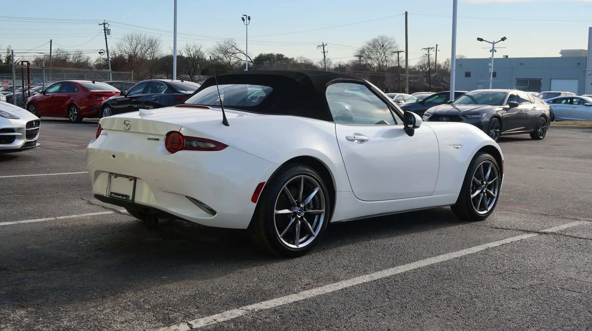 Used 2023 MAZDA MX-5 Miata Grand Touring image 16