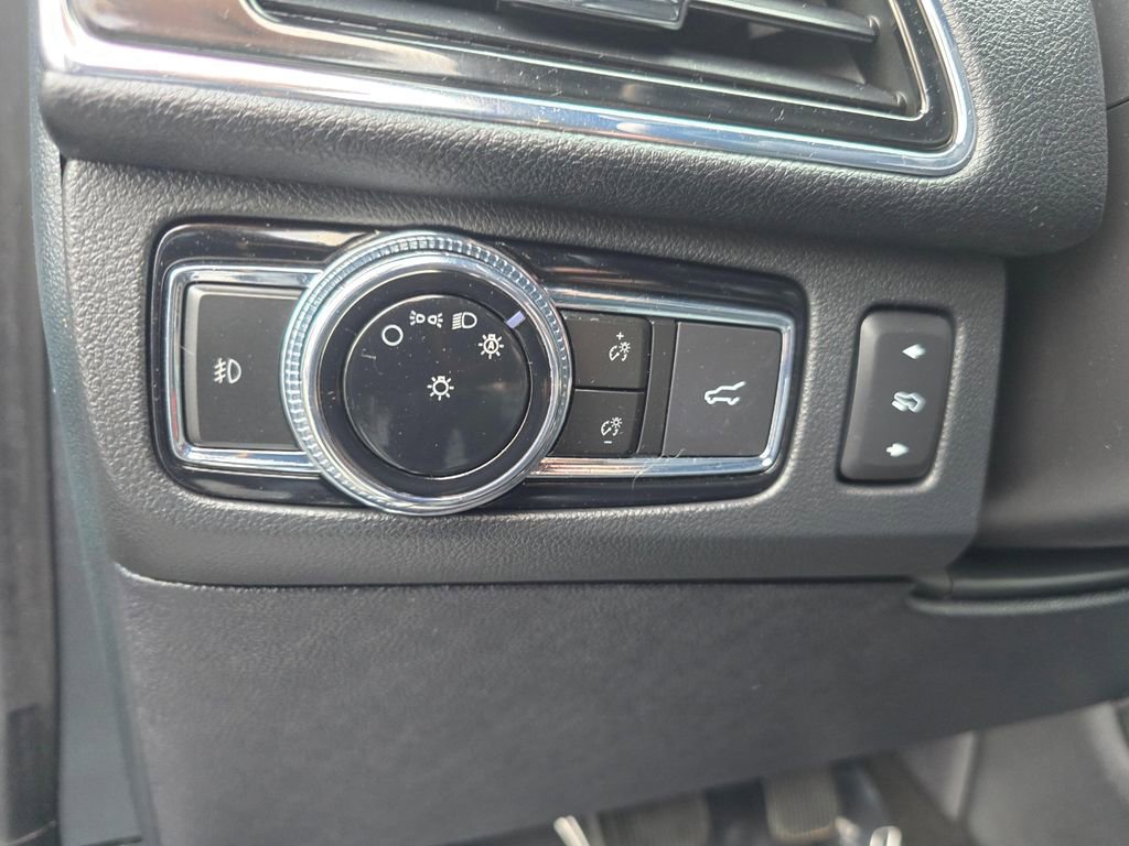 Used 2021 Lincoln Navigator 4WD image 21