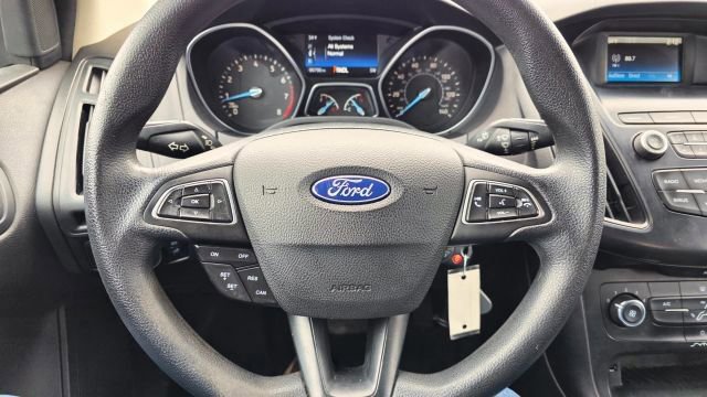 Used 2018 Ford Focus SE image 18