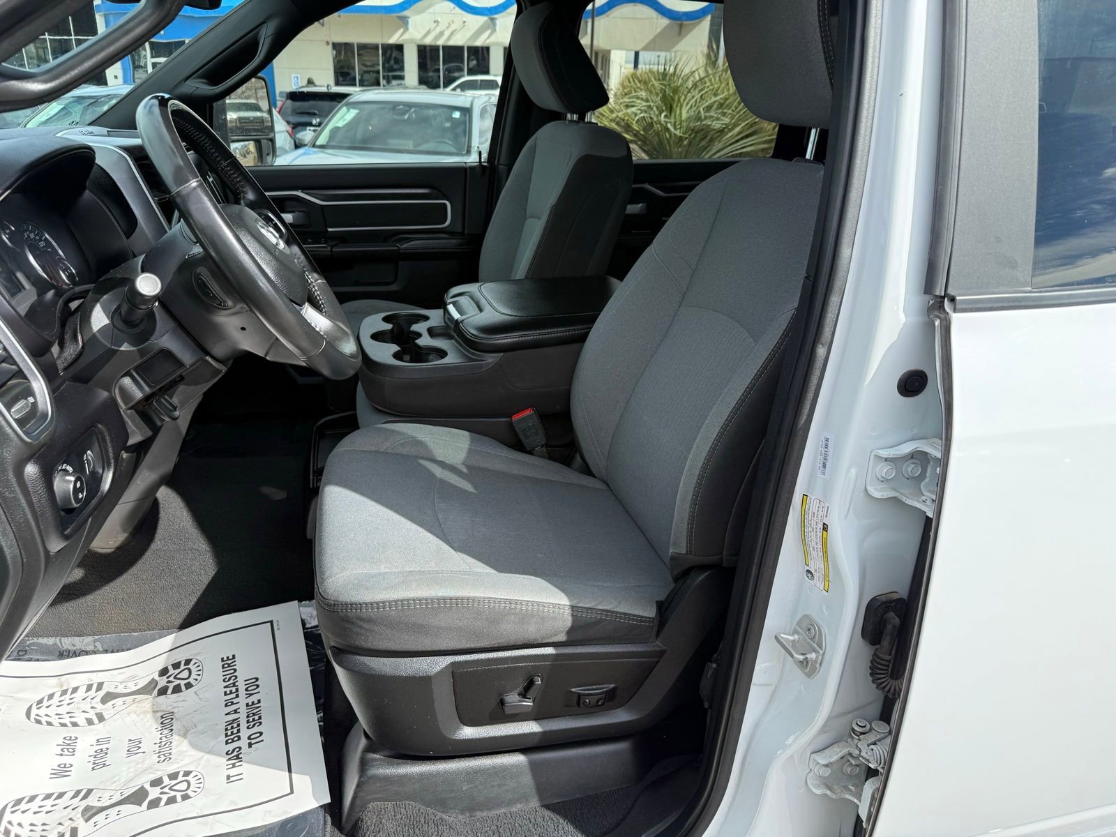 Used 2024 RAM 2500 Big Horn image 31