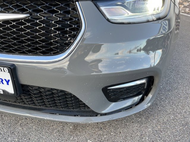 Used 2022 Chrysler Pacifica Touring-L image 4