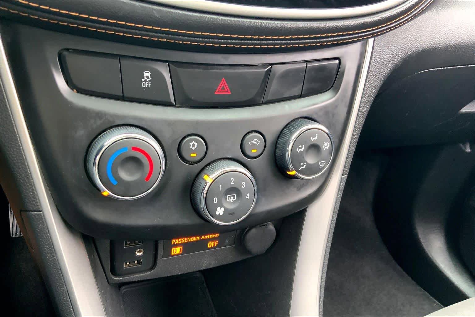 Used 2018 Chevrolet Trax LS FWD image 31