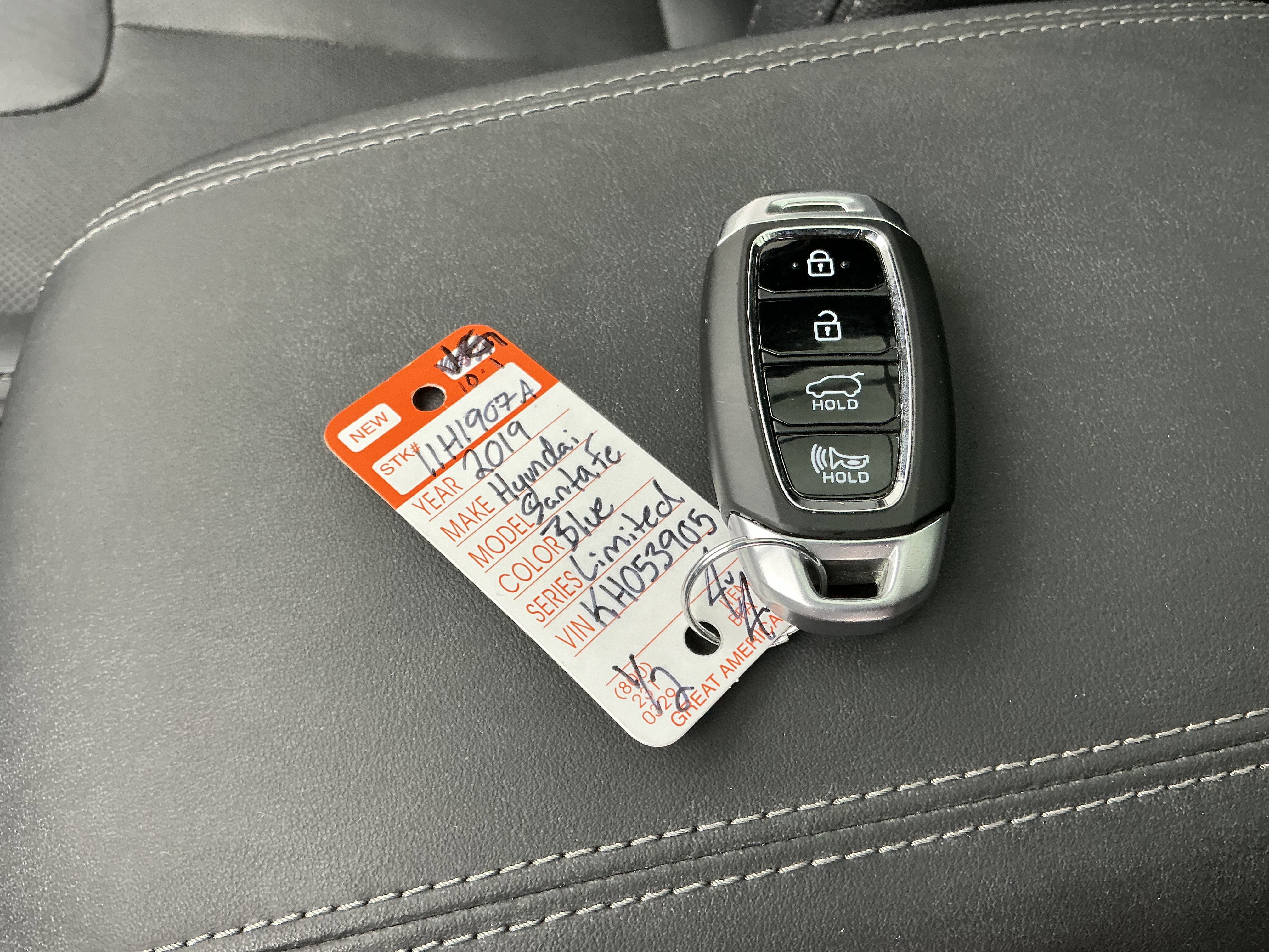 Used 2019 Hyundai Santa Fe Limited image 8
