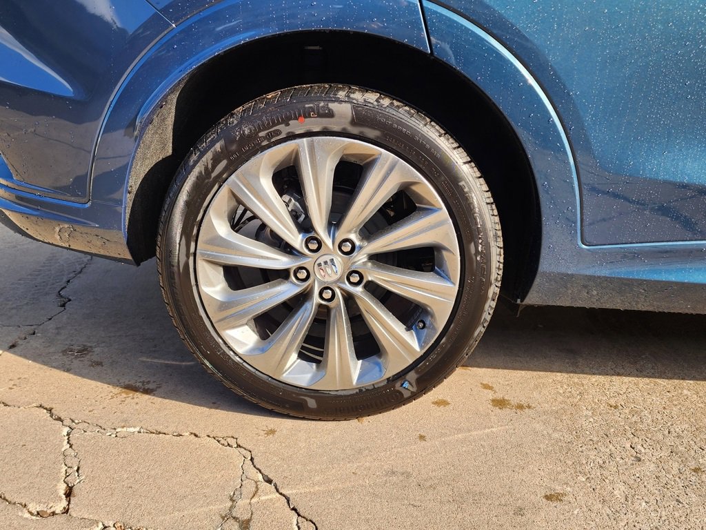 New 2026 Buick Envista Avenir image 50