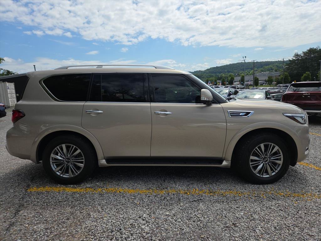Used 2021 INFINITI QX80 Luxe RWD image 3