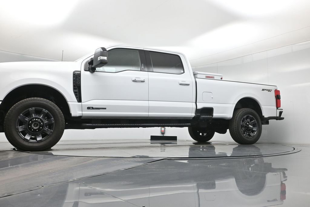Used 2024 Ford F350 Lariat w/ Lariat Ultimate Package image 8