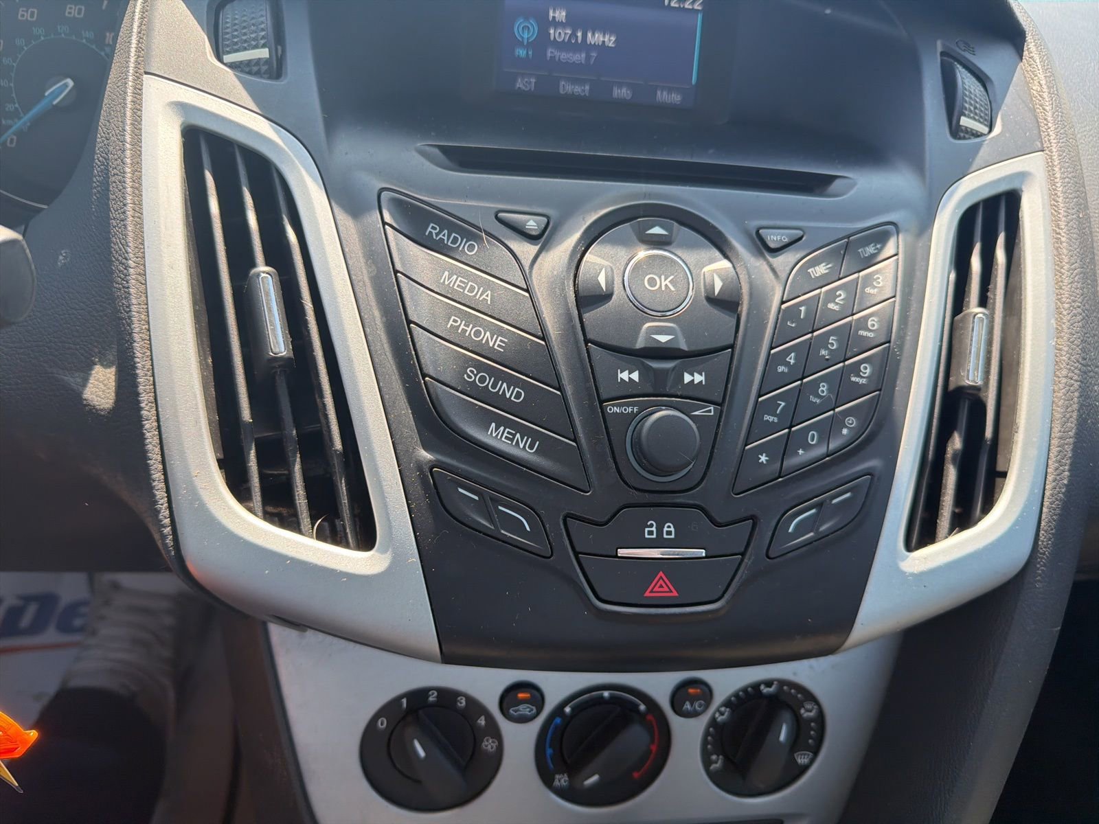 Used 2014 Ford Focus SE image 15