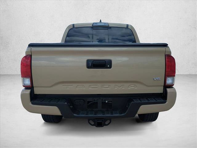 Used 2017 Toyota Tacoma TRD Sport w/ Tow Package RWD image 6