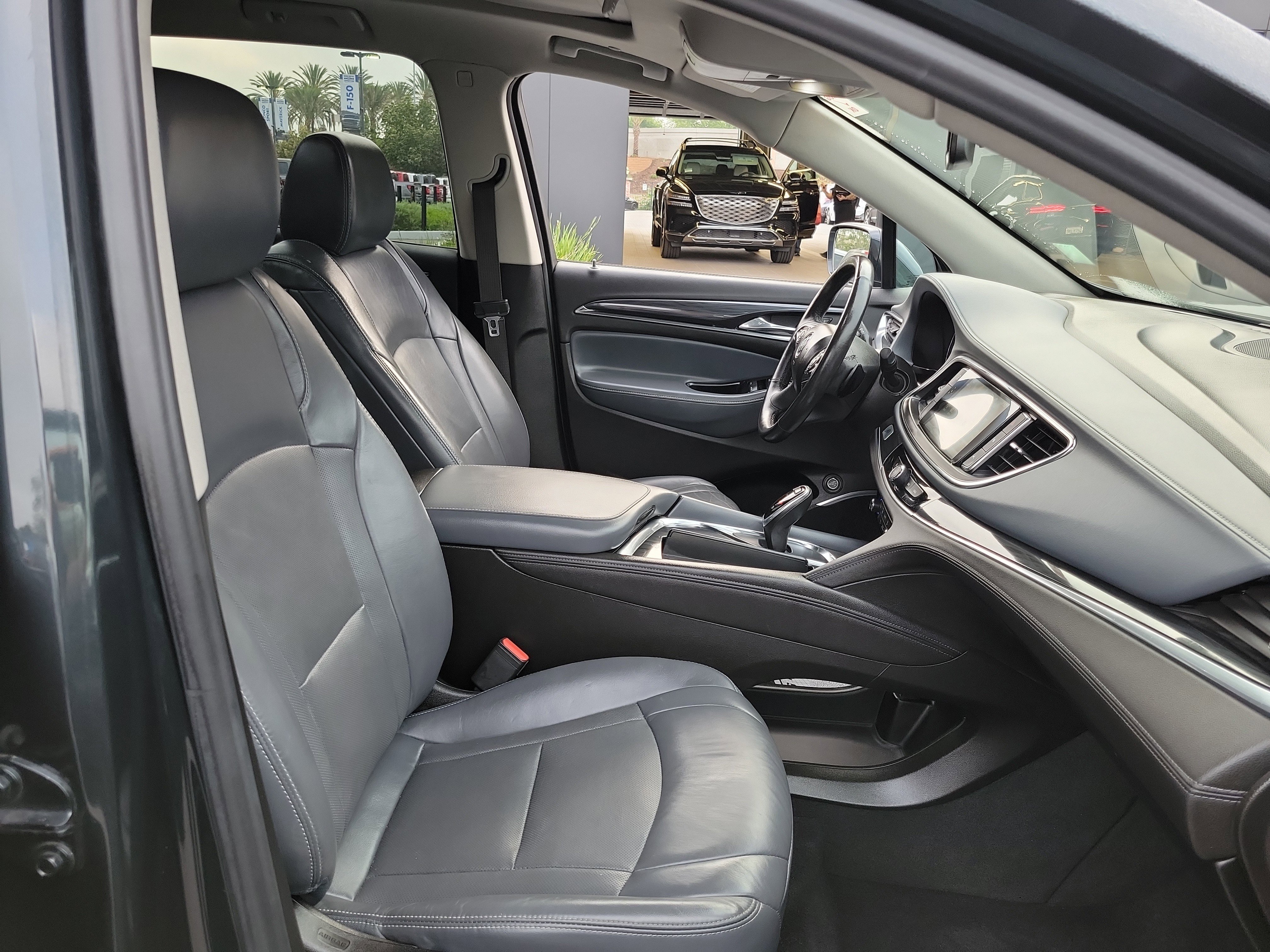 Used 2018 Buick Enclave Premium image 21