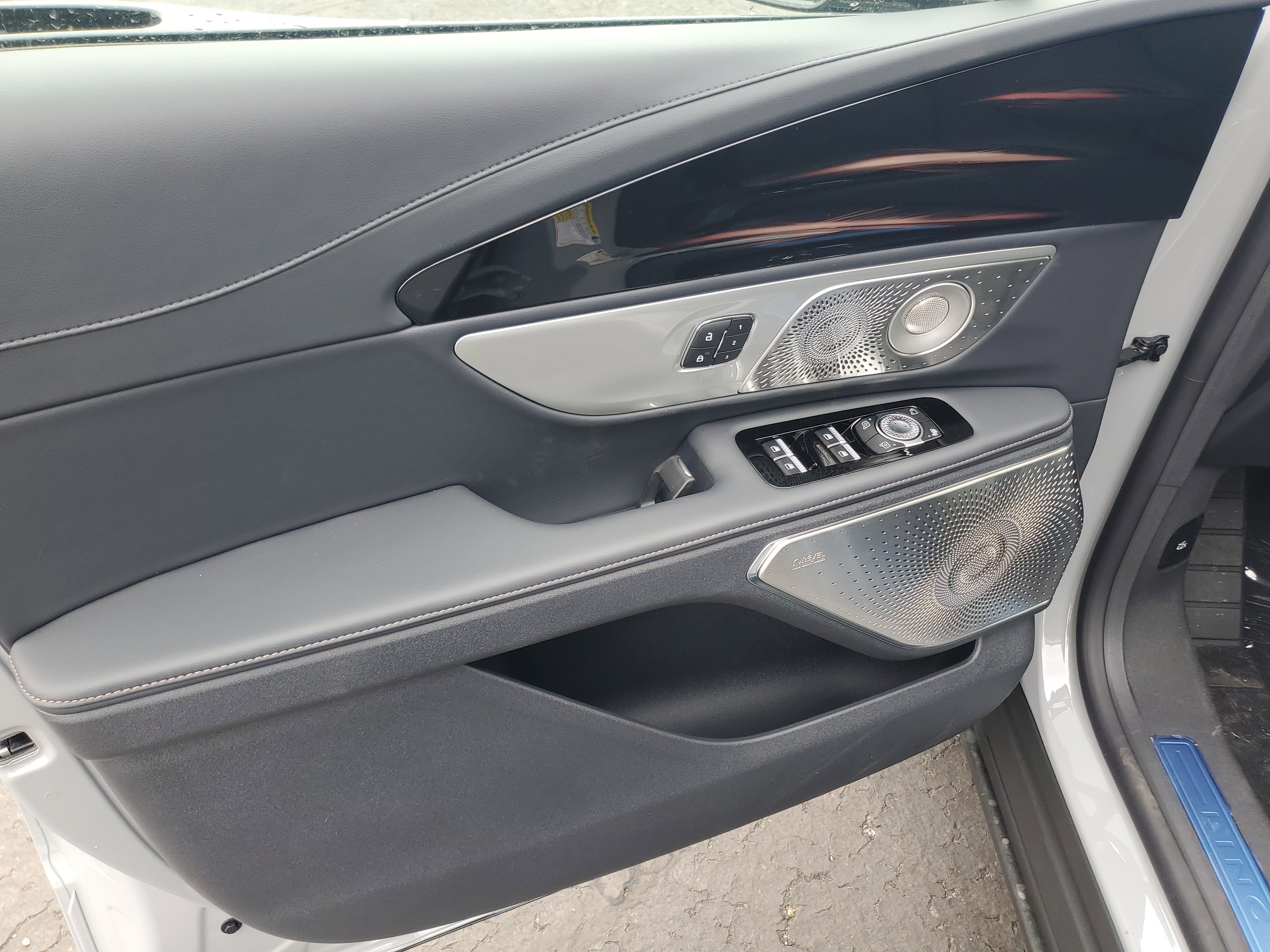 New 2026 Lincoln Nautilus Reserve image 8