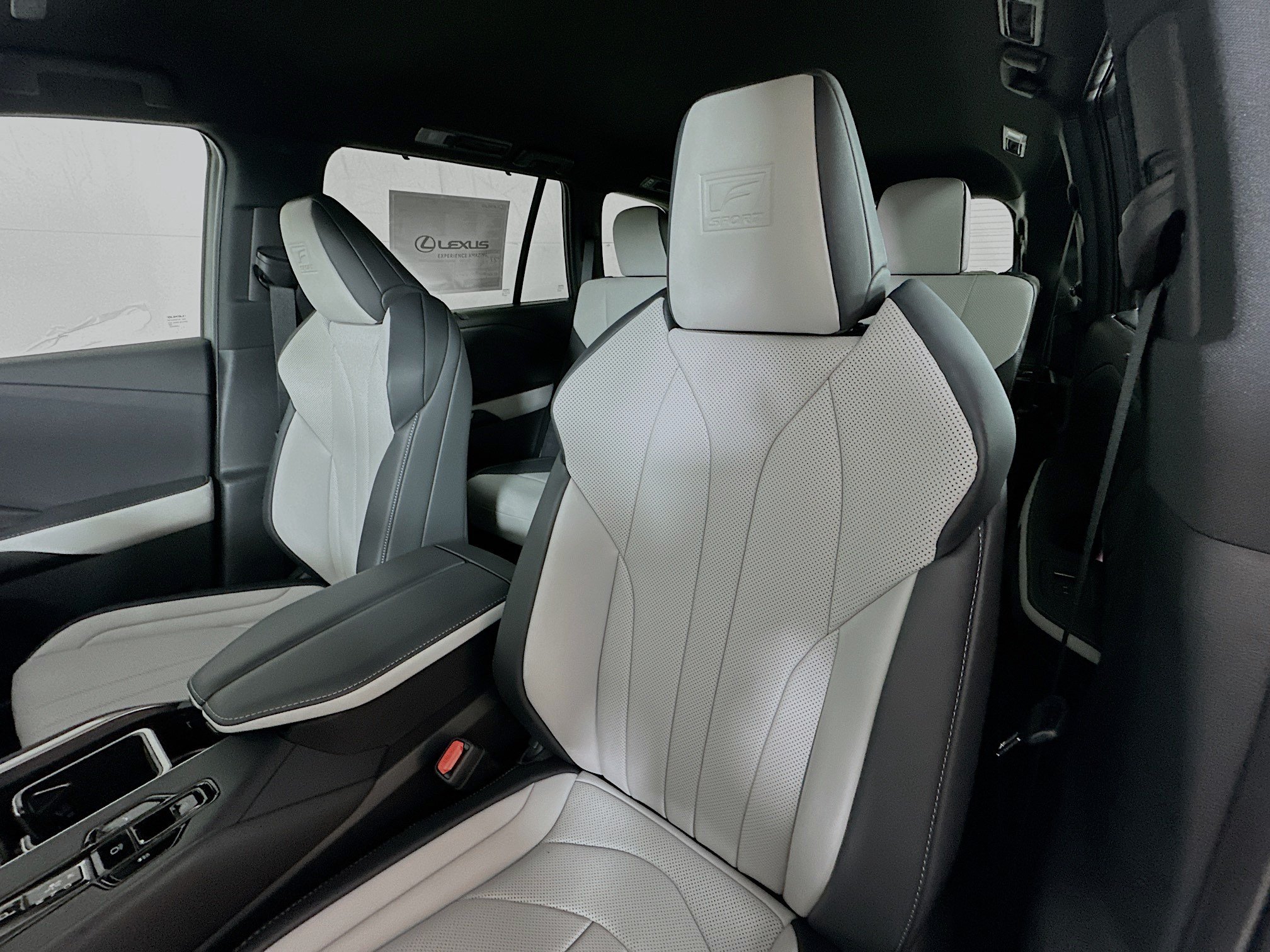 New 2026 Lexus TX 500h AWD w/ Technology Package image 19