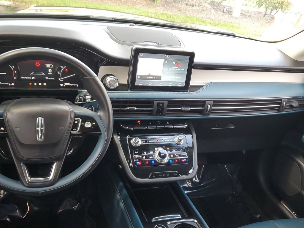 Used 2020 Lincoln Corsair Reserve image 19