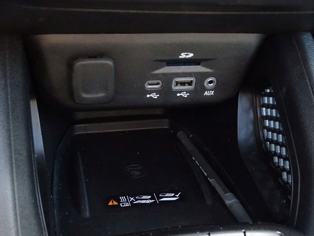 Used 2021 Chevrolet TrailBlazer RS w/ Sun and Liftgate Package image 39