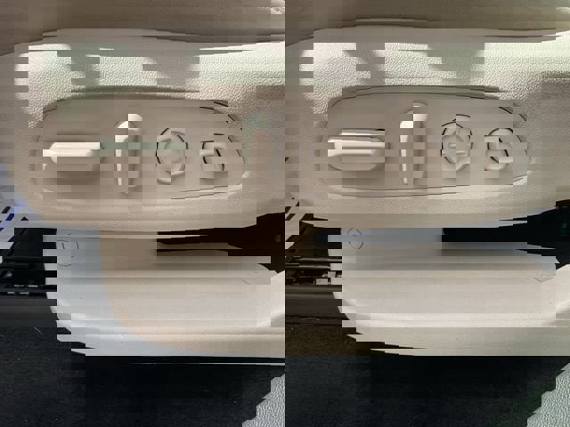 Used 2023 Buick Enclave Avenir w/ Avenir Technology Package image 30