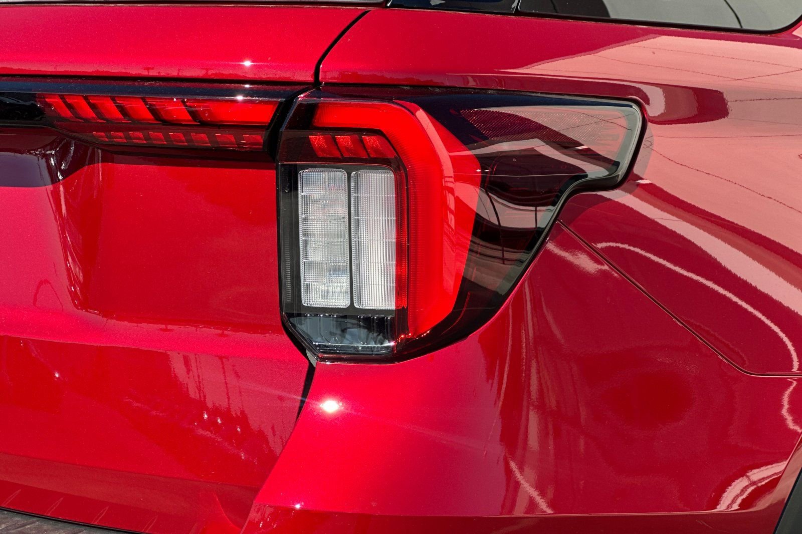 New 2026 Ford Explorer ST-Line w/ Premium Package image 27