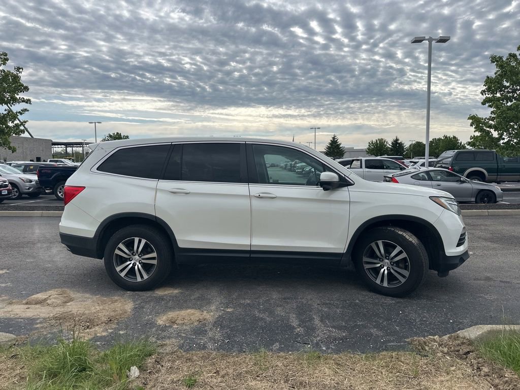 Used 2018 Honda Pilot EX image 11
