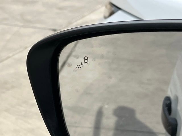 Used 2024 Nissan Frontier S w/ Technology Package image 11