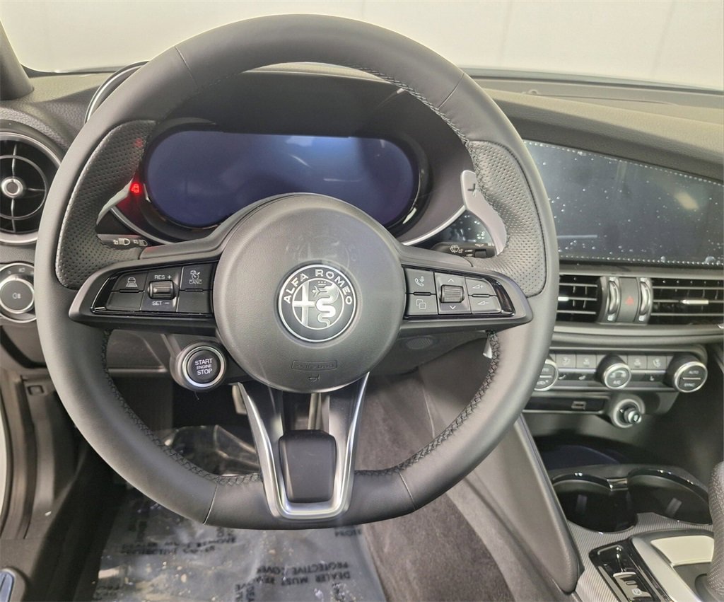 New 2025 Alfa Romeo Giulia image 24