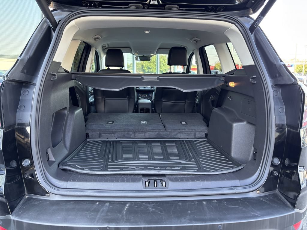 Used 2017 Ford Escape SE w/ SE Leather Comfort Package AWD/4WD image 27
