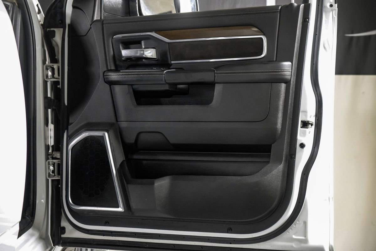 Used 2022 RAM 3500 Laramie w/ Chrome Appearance Group image 35