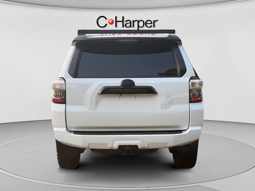 Used 2021 Toyota 4Runner Venture w/ Moonroof Package AWD/4WD image 4