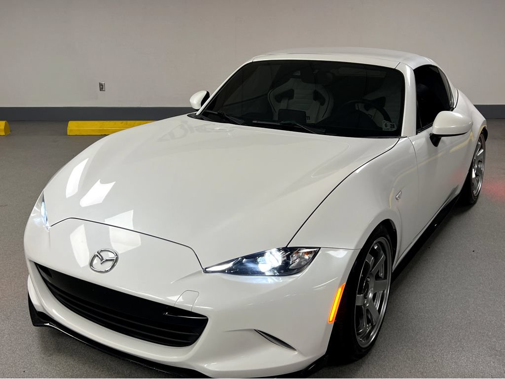 Used 2023 MAZDA MX-5 Miata Grand Touring w/ Appearance Package RWD image 3