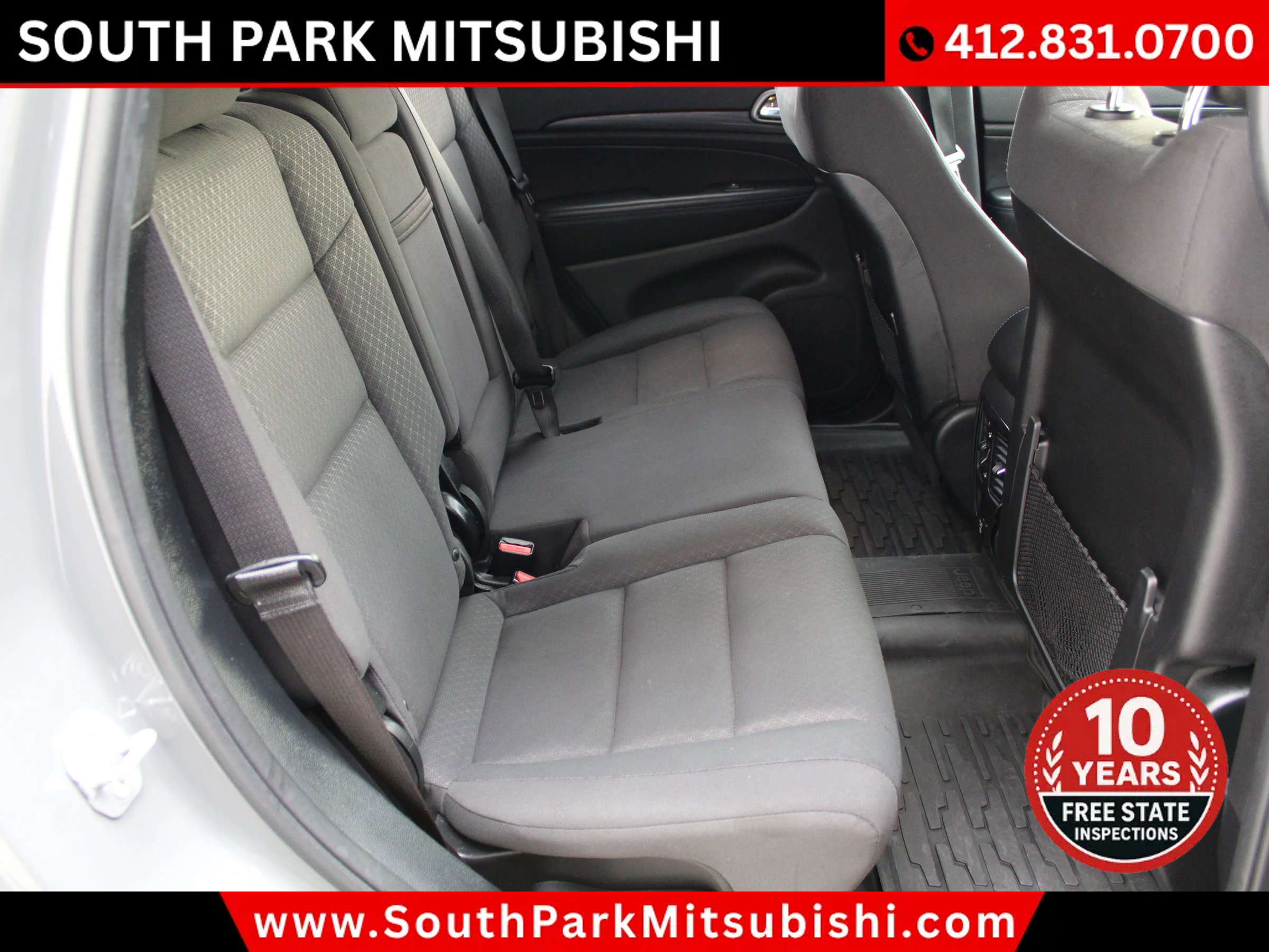 Used 2019 Jeep Grand Cherokee Laredo image 16