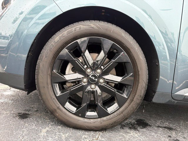 Used 2024 Kia Carnival SX FWD image 10