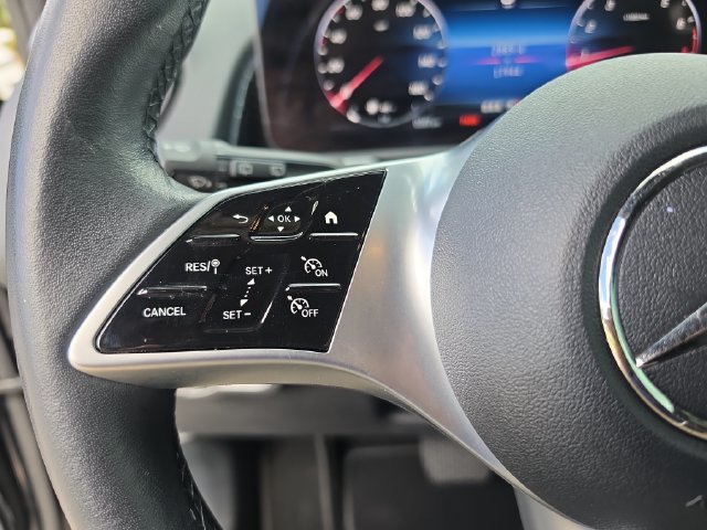 Used 2024 Mercedes-Benz GLB 250 image 20