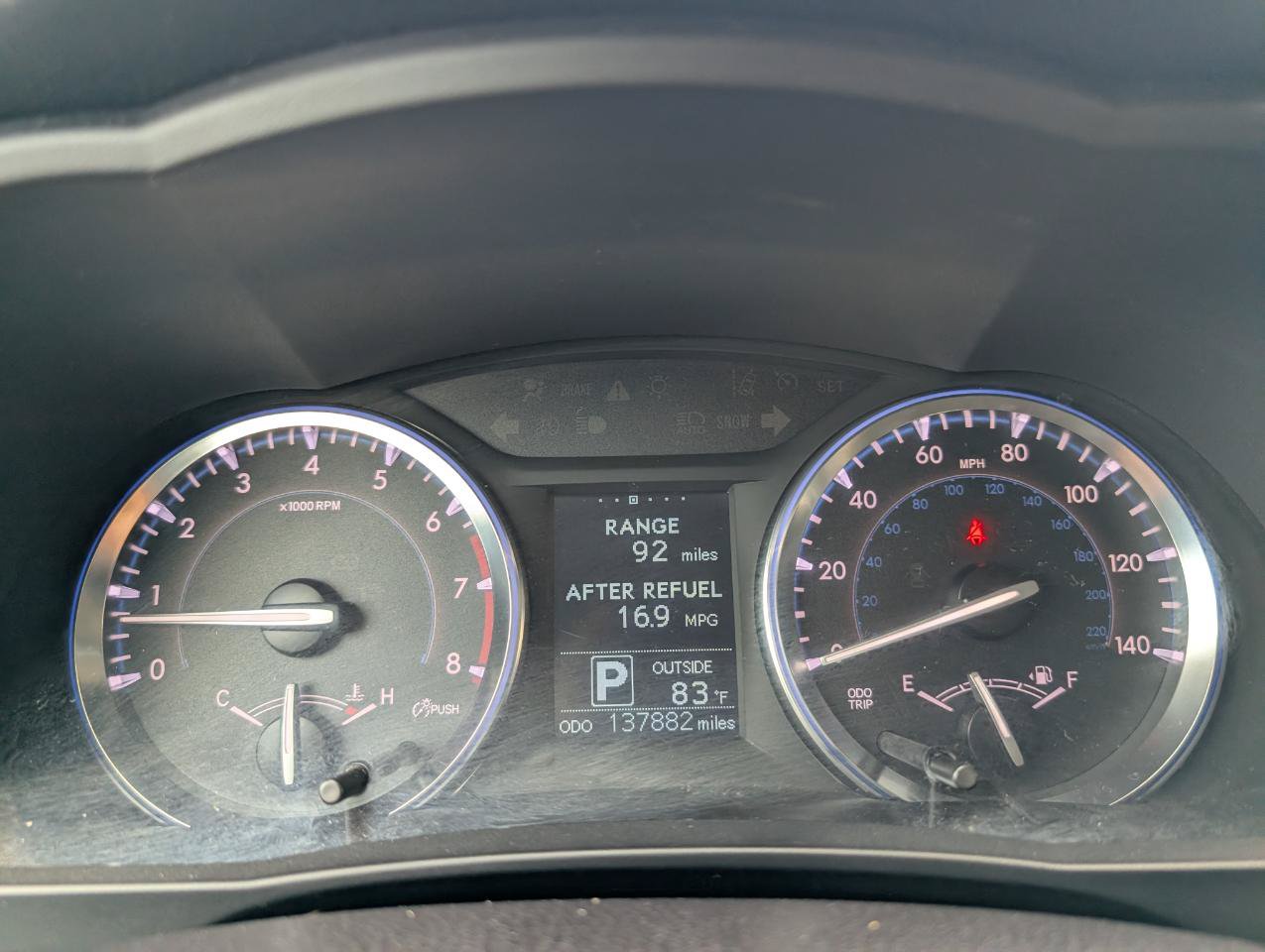 Used 2014 Toyota Highlander LE FWD image 15
