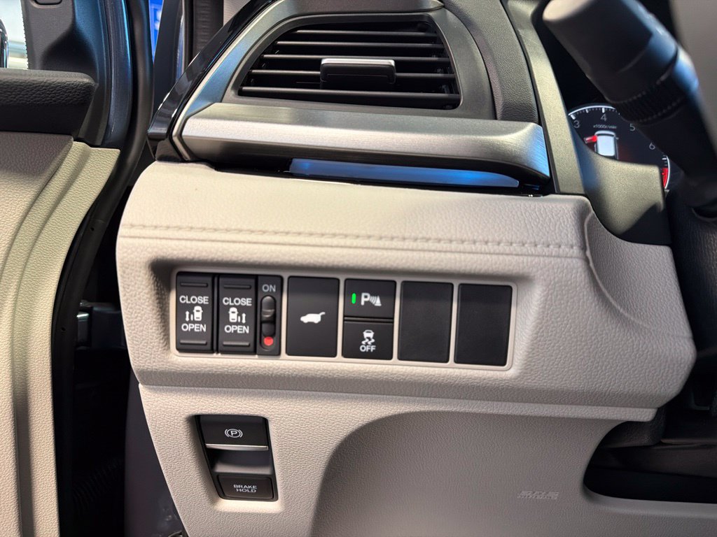 New 2027 Honda Odyssey Touring image 15