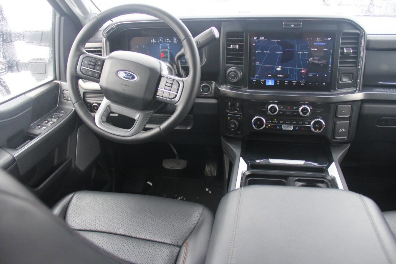 Certified 2025 Ford F350 Lariat w/ Lariat Ultimate Package AWD/4WD image 16