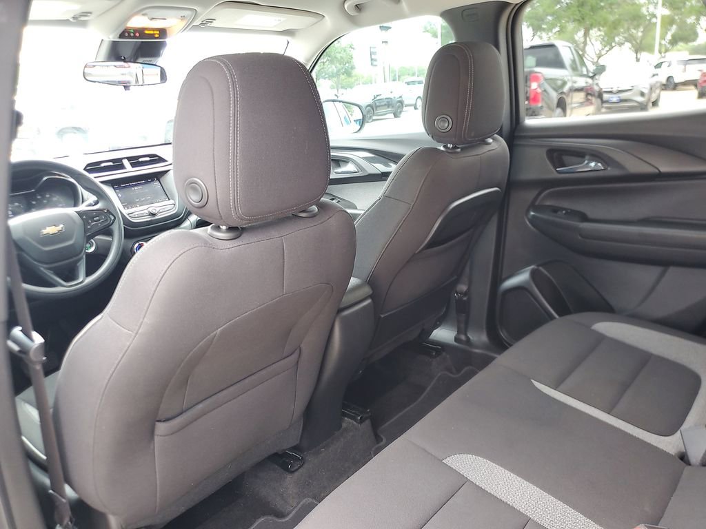 Used 2023 Chevrolet TrailBlazer LT FWD image 10
