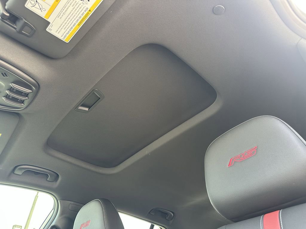 New 2026 Chevrolet Trax RS w/ Sunroof Package image 23