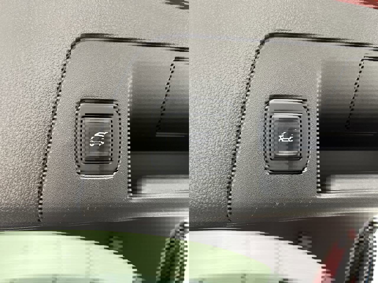 Certified 2023 Buick Envision Essence image 31