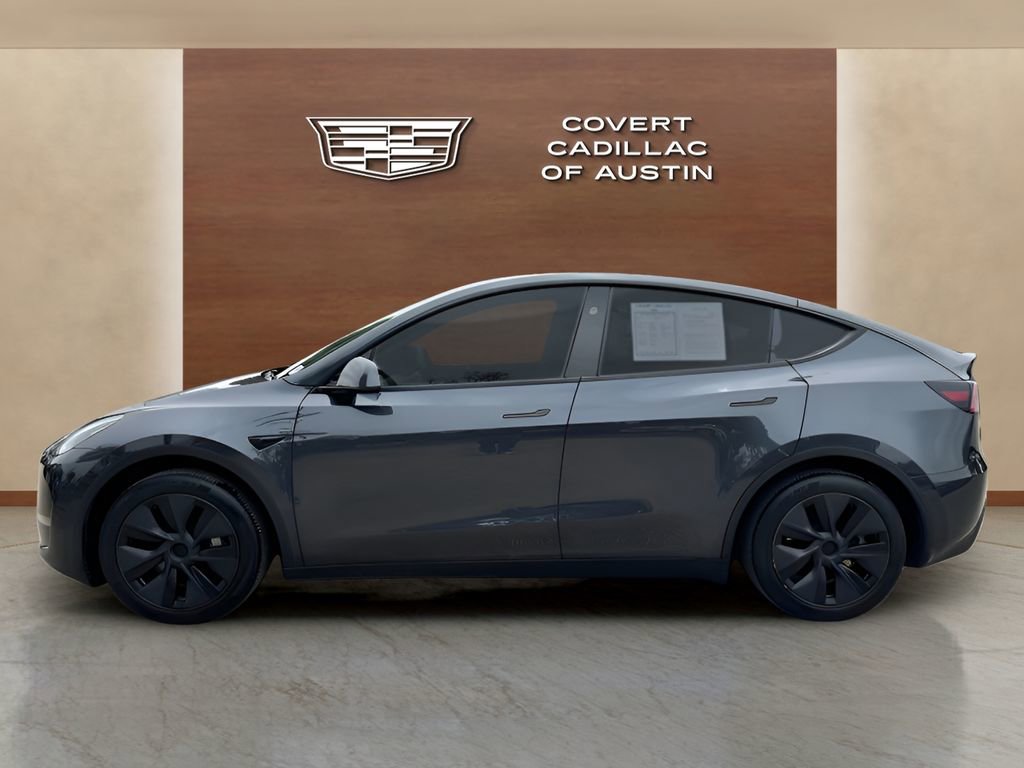 Used 2024 Tesla Model Y Long Range RWD image 3