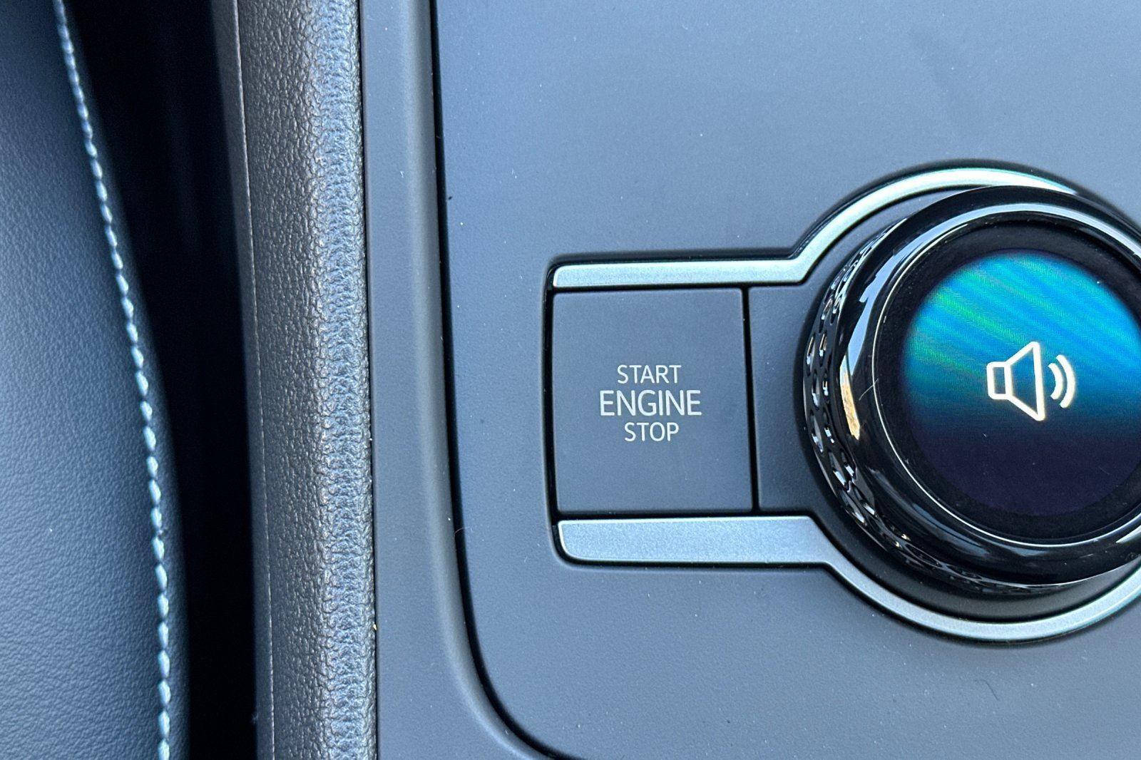 New 2026 Volkswagen Tiguan SE image 21