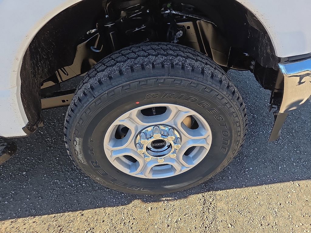 New 2026 Ford F350 XLT image 7