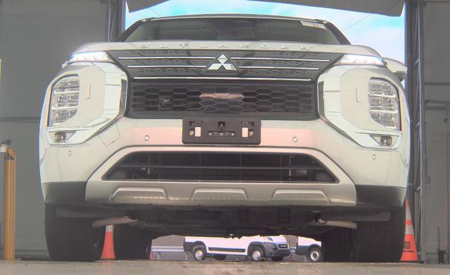 Used 2024 Mitsubishi Outlander SE image 4